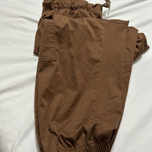 Outfit size 16 - Picture 2 of 3